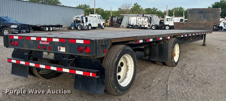 image for item EG0731 2003 Great Dane drop deck trailer