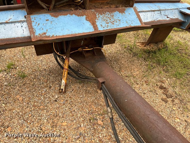 image for item EH3972 1994 Shop built  logging trailer