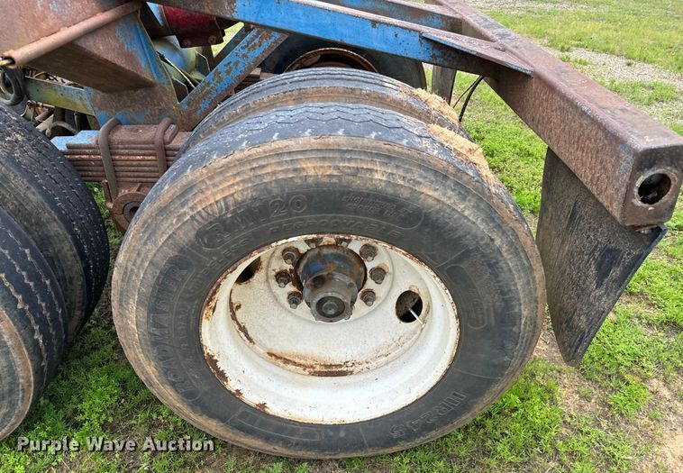 image for item EH3972 1994 Shop built  logging trailer