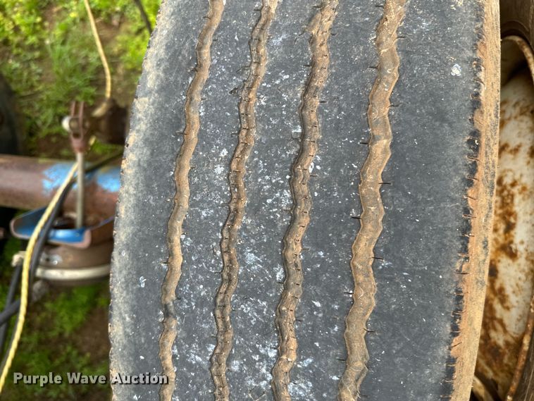 image for item EH3972 1994 Shop built  logging trailer