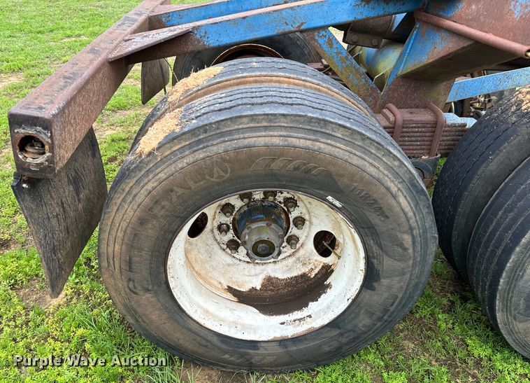 image for item EH3972 1994 Shop built  logging trailer
