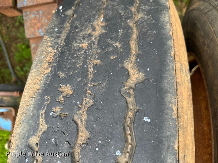 image for item EH3972 1994 Shop built  logging trailer