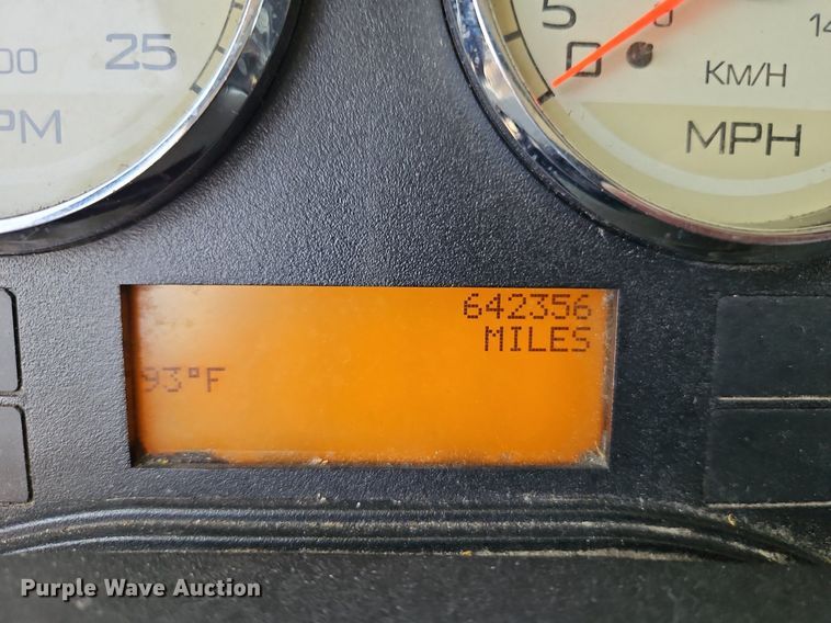 image for item EI3923 2014 International  Pro Star Plus semi truck