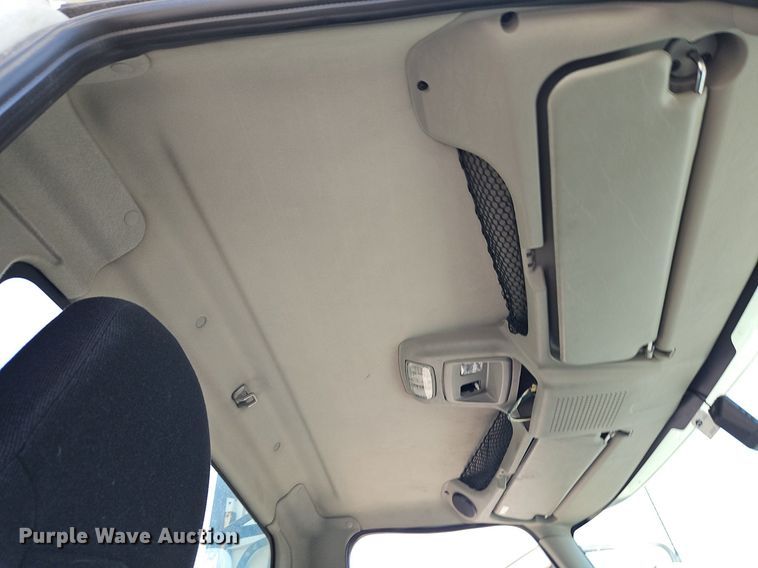 image for item EI3923 2014 International  Pro Star Plus semi truck