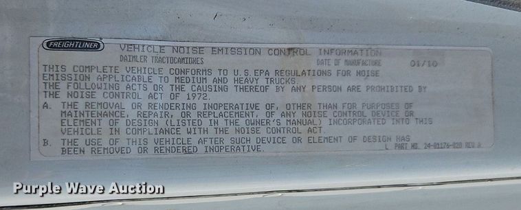 image for item EI3924 2010 Freightliner  Cascadia  semi truck