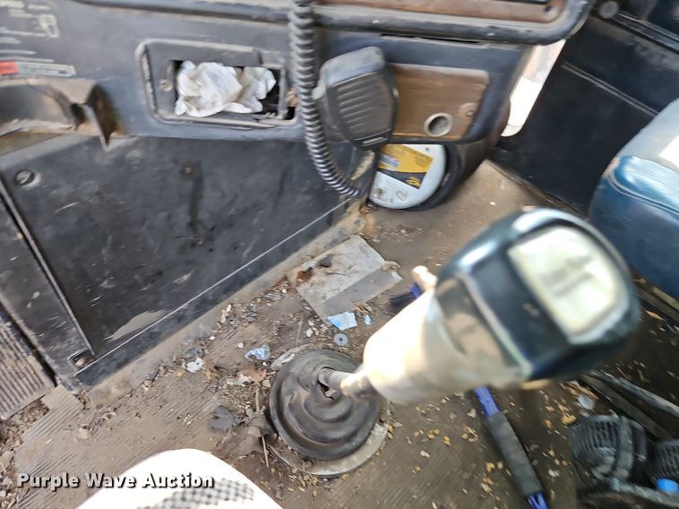 image for item EI3966 1995 Freightliner  FLD120 dump truck