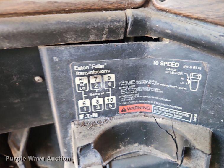 image for item EI3966 1995 Freightliner  FLD120 dump truck