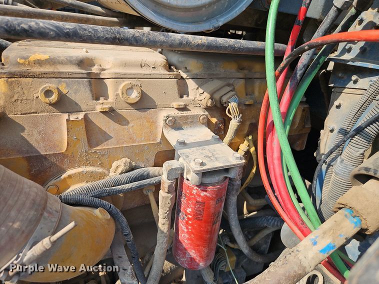 image for item EI3966 1995 Freightliner  FLD120 dump truck