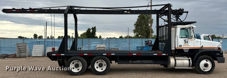 image for item EJ4435 1997 Volvo  WG64T crane truck