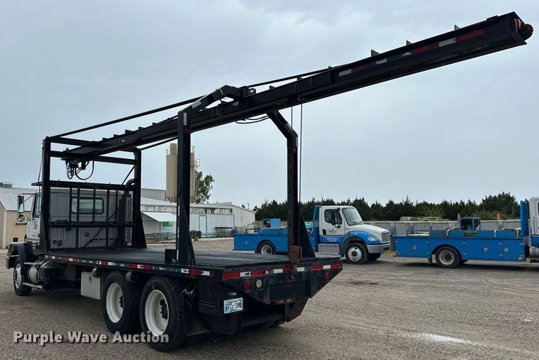 image for item EJ4435 1997 Volvo  WG64T crane truck