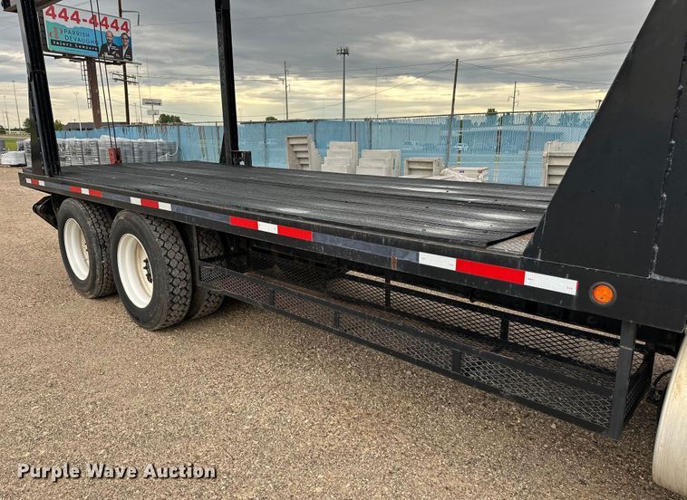 image for item EJ4435 1997 Volvo  WG64T crane truck