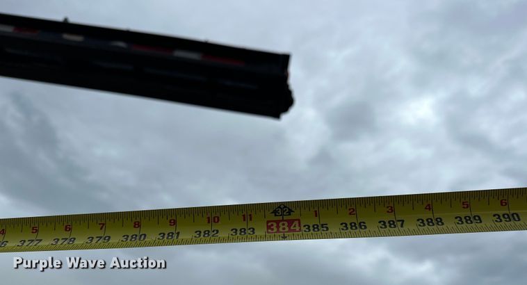 image for item EJ4435 1997 Volvo  WG64T crane truck