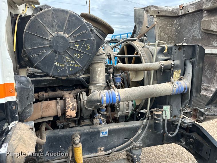 image for item EJ4435 1997 Volvo  WG64T crane truck