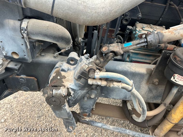 image for item EJ4435 1997 Volvo  WG64T crane truck