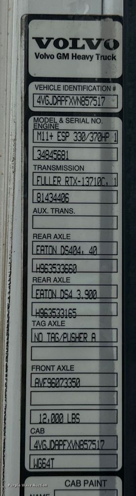 image for item EJ4435 1997 Volvo  WG64T crane truck