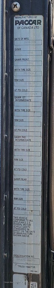 image for item EJ5737 2005 Peterbilt  335 rollback truck