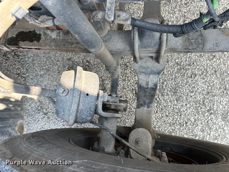 image for item EJ6359 2013 Kenworth T660 semi truck