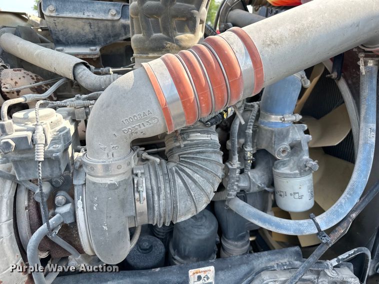 image for item EJ6360 2014 Kenworth T660 semi truck