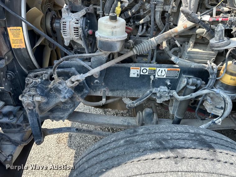 image for item EJ6360 2014 Kenworth T660 semi truck