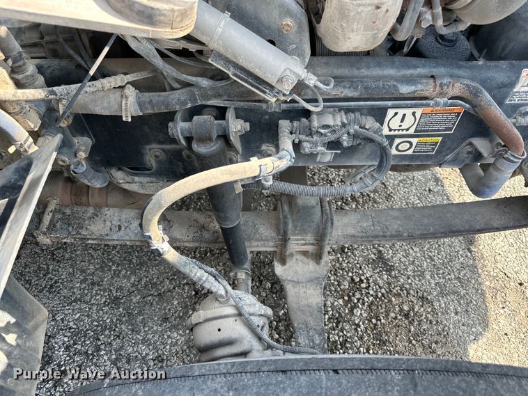 image for item EJ6360 2014 Kenworth T660 semi truck