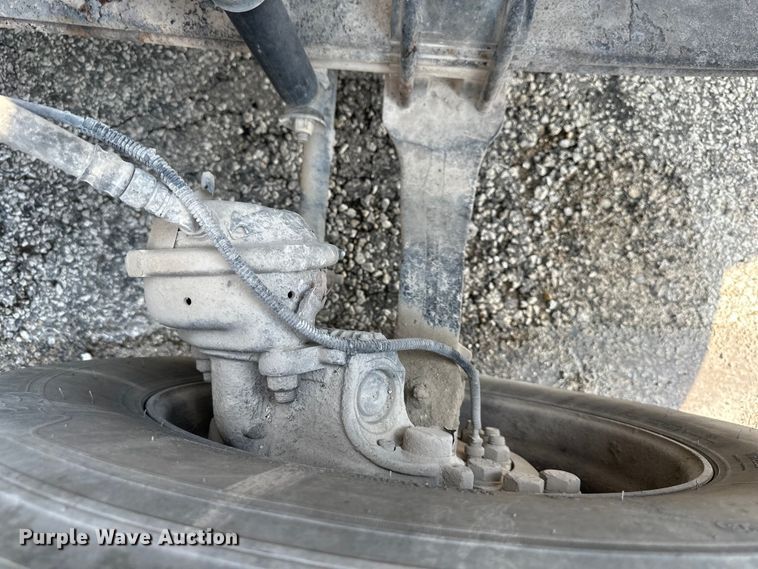 image for item EJ6360 2014 Kenworth T660 semi truck