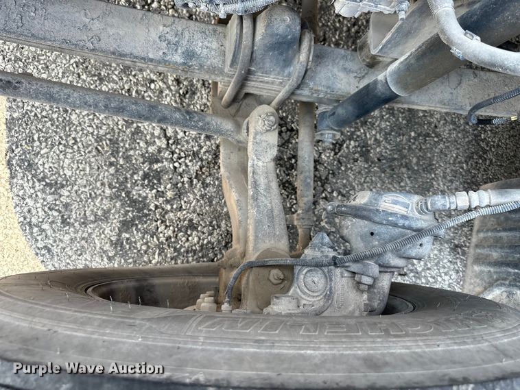 image for item EJ6360 2014 Kenworth T660 semi truck