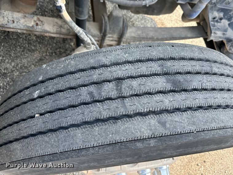 image for item EJ6360 2014 Kenworth T660 semi truck