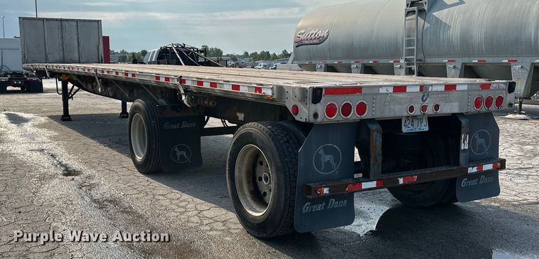 image for item EJ6361 2005 Great Dane  flatbed trailer