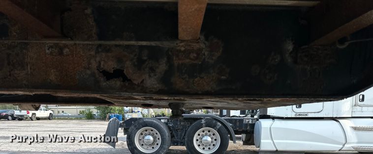 image for item EJ6361 2005 Great Dane  flatbed trailer