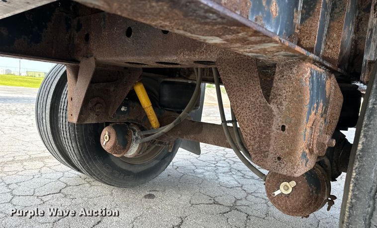 image for item EJ6361 2005 Great Dane  flatbed trailer