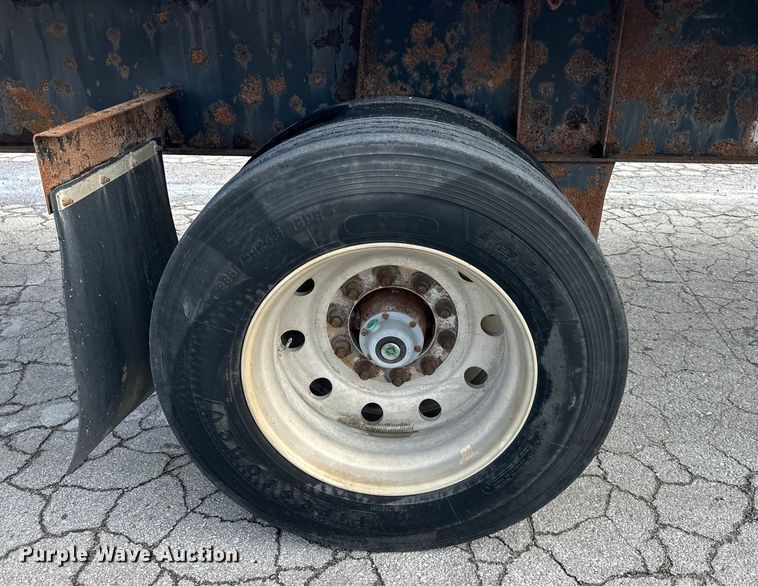 image for item EJ6361 2005 Great Dane  flatbed trailer