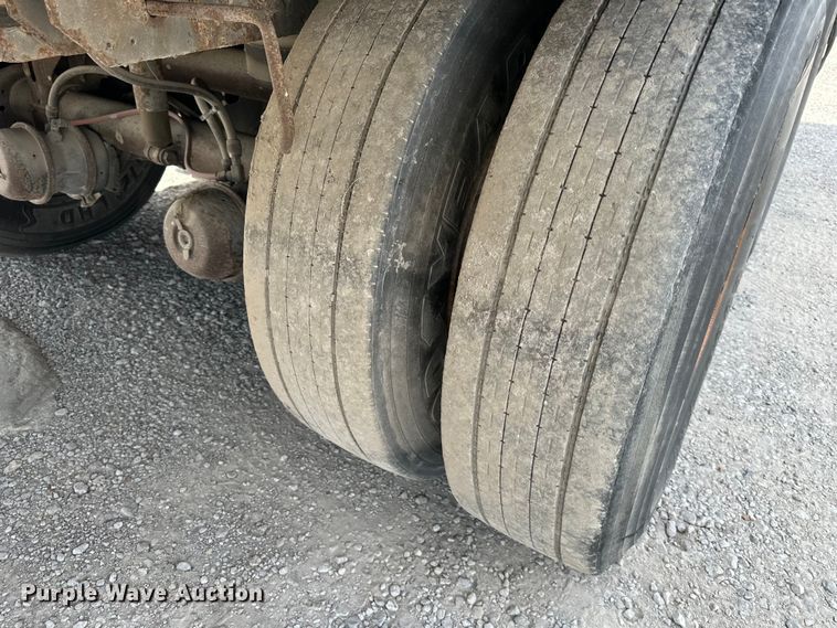 image for item EJ6362 2008 Wabash  dry van trailer