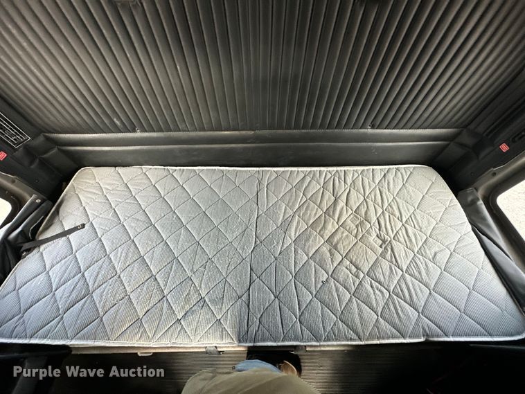 image for item EJ6363 2015 Kenworth  T660 semi truck