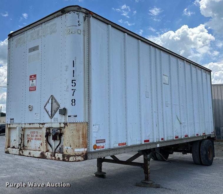 image for item EJ6367 1988 Fruehauf  dry van trailer