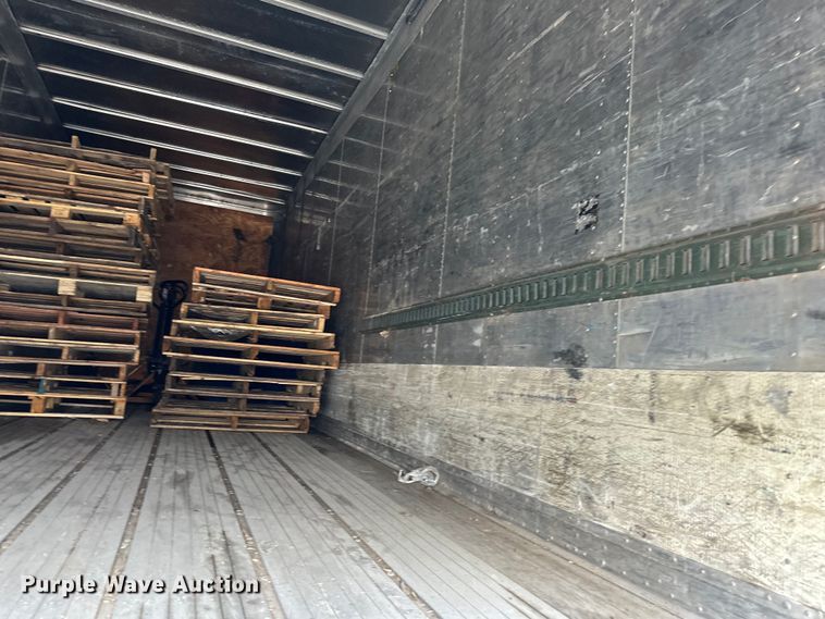 image for item EJ6367 1988 Fruehauf  dry van trailer