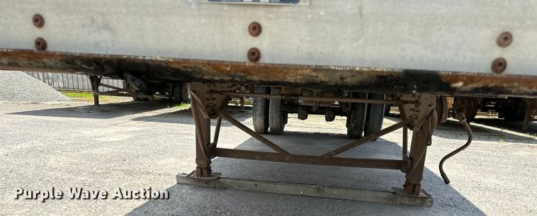 image for item EJ6368 2002 Trailmobile  dry van trailer