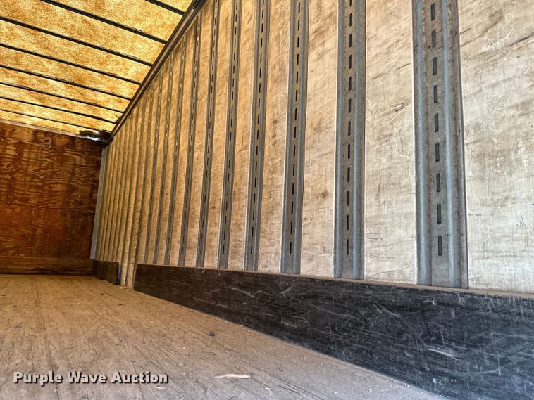 image for item EJ6368 2002 Trailmobile  dry van trailer