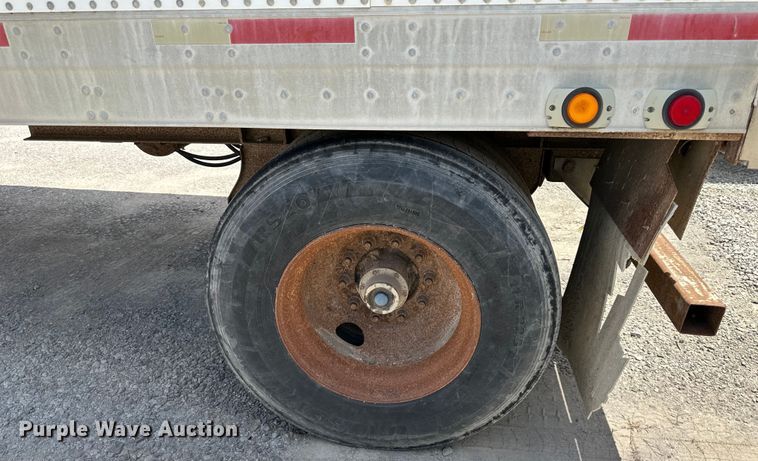 image for item EJ6368 2002 Trailmobile  dry van trailer