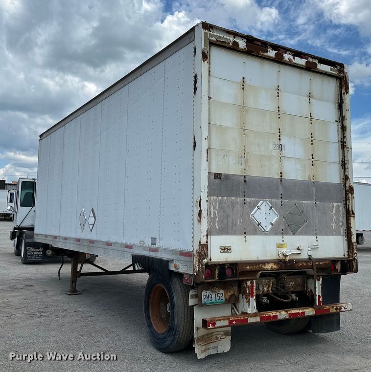 image for item EJ6369 2002 Trailmobile  dry van trailer