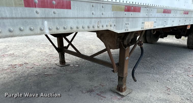 image for item EJ6369 2002 Trailmobile  dry van trailer