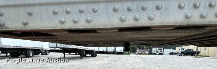 image for item EJ6369 2002 Trailmobile  dry van trailer