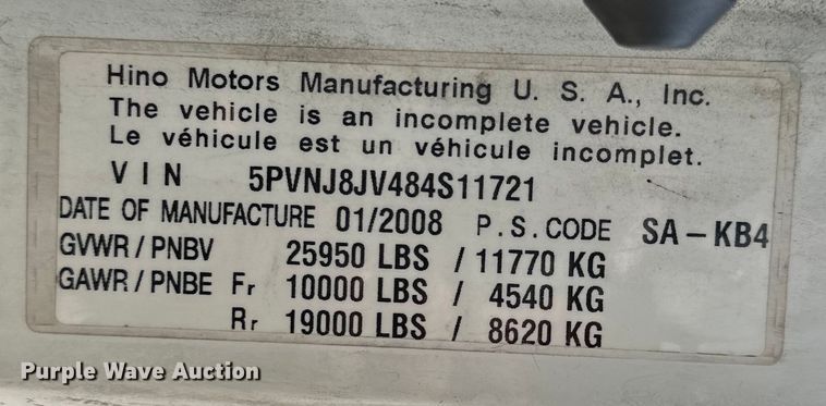 image for item EJ6387 2008 Hino  box truck