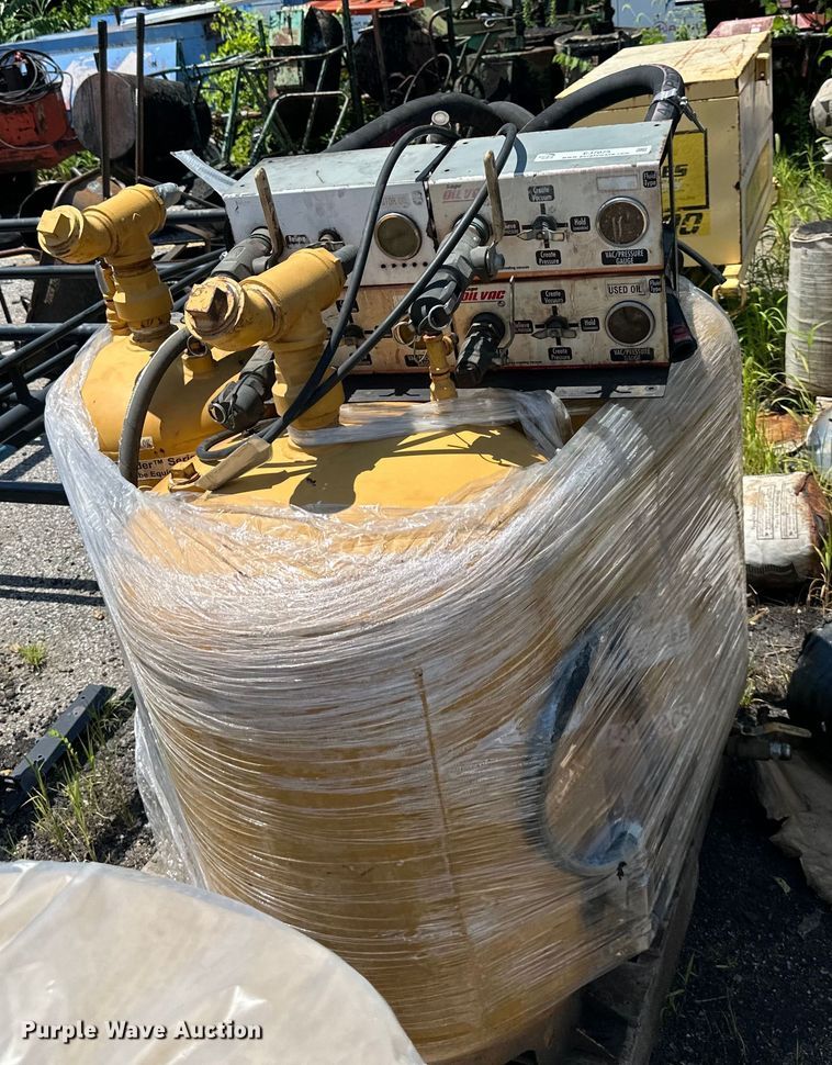 image for item EJ7075 Sage Oil Vac fluid recovery system 