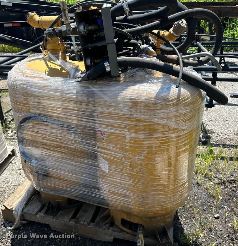 image for item EJ7075 Sage Oil Vac fluid recovery system 