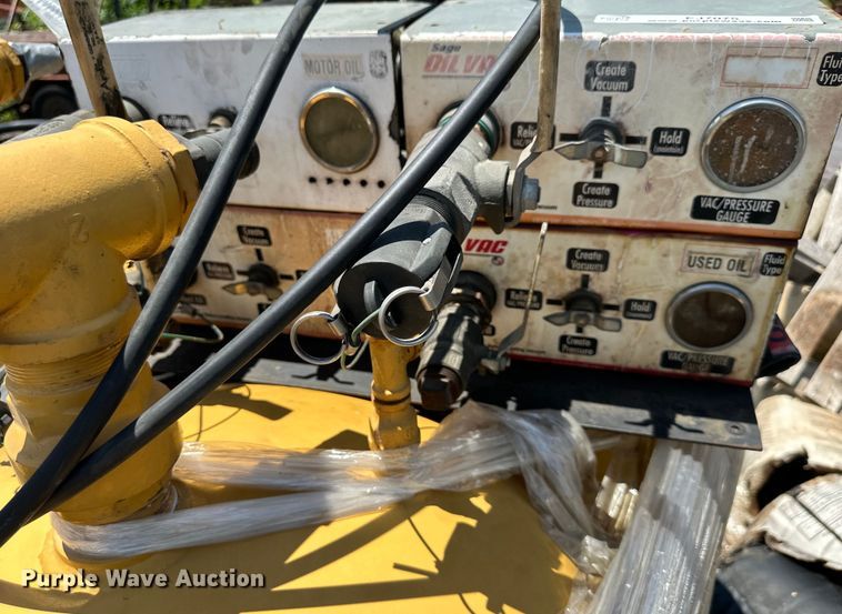 image for item EJ7075 Sage Oil Vac fluid recovery system 