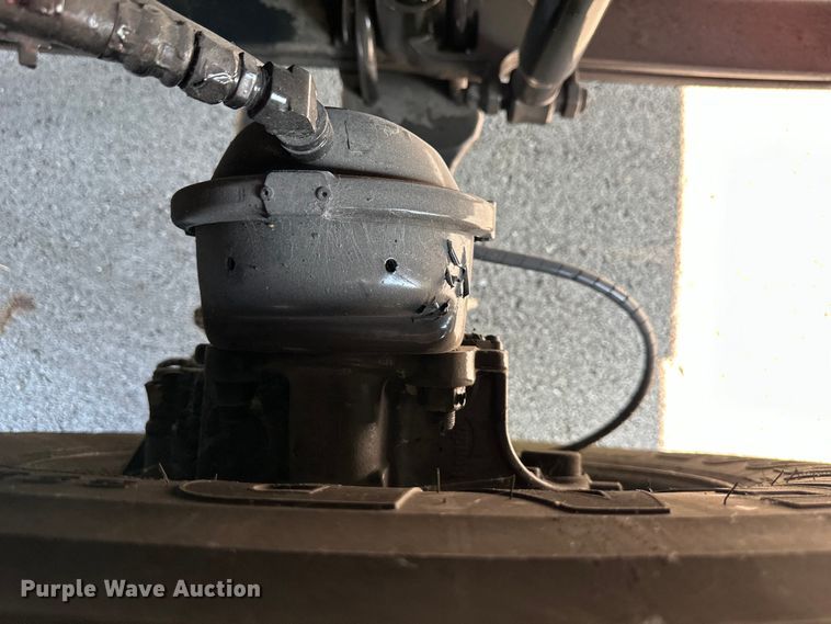 image for item EJ7084 2017 Volvo VN semi truck