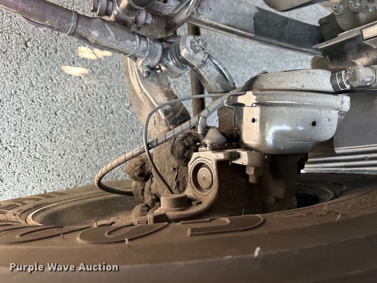 image for item EJ7084 2017 Volvo VN semi truck