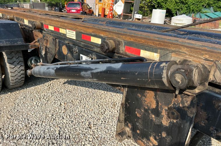 image for item EK4925 2007 Mack CTP713B roll-off container truck