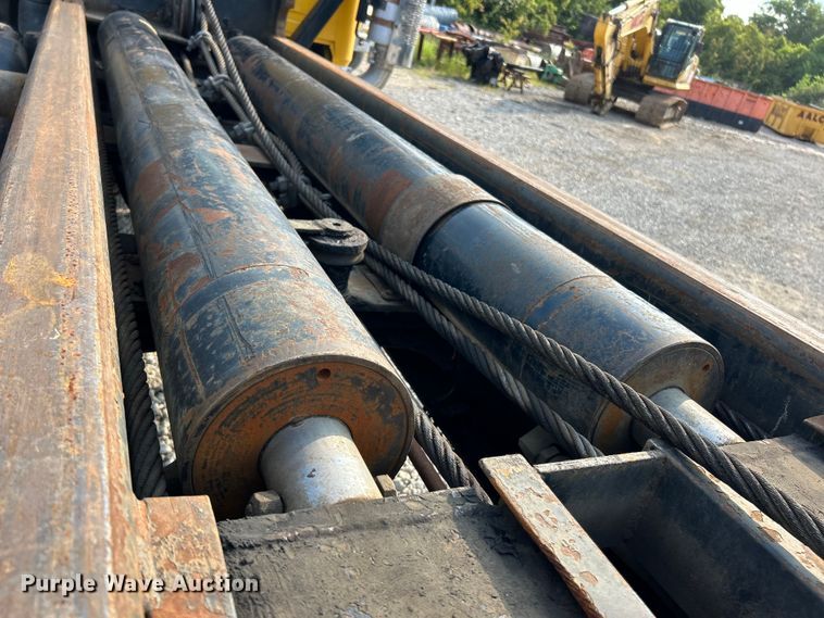 image for item EK4925 2007 Mack CTP713B roll-off container truck