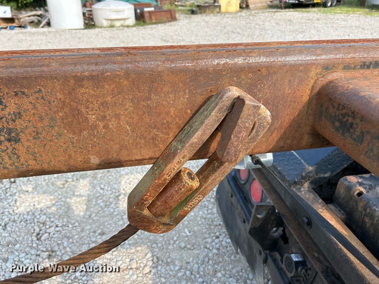 image for item EK4925 2007 Mack CTP713B roll-off container truck